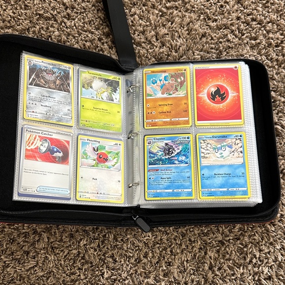 Pikachu Card Binder - Picture 5 of 16
